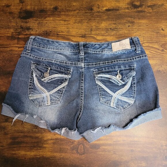 Ariya Shorts Size 5 Low Rise Cuffed Raw Hem Button Flap Thick Stitch Medium Dark - Picture 2 of 8